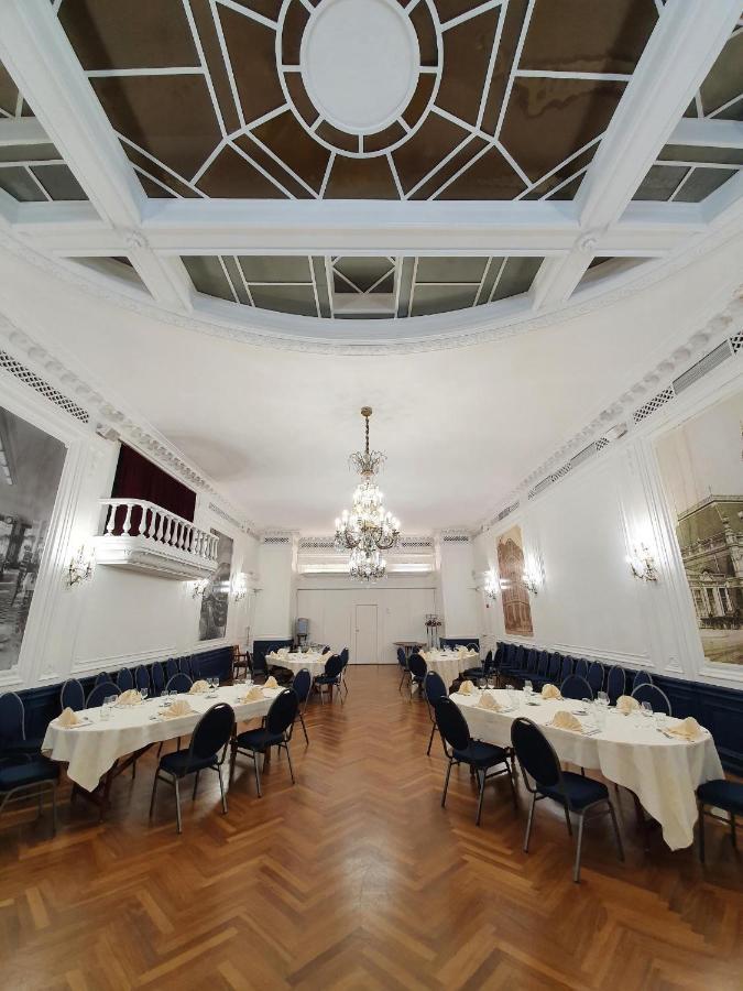 Le Grand Hotel Βαλενσιέν Εξωτερικό φωτογραφία